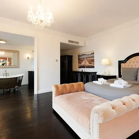 Luxurious With 7 Bedrooms * Théoule-sur-Mer