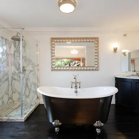 Luxurious With 7 Bedrooms Villa Théoule-sur-Mer